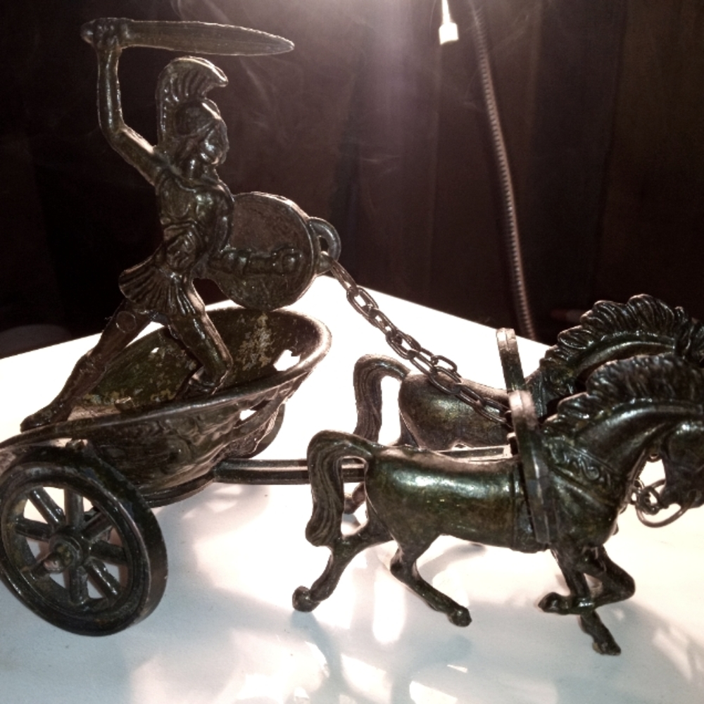 Gladiator on Chariot w/ horses